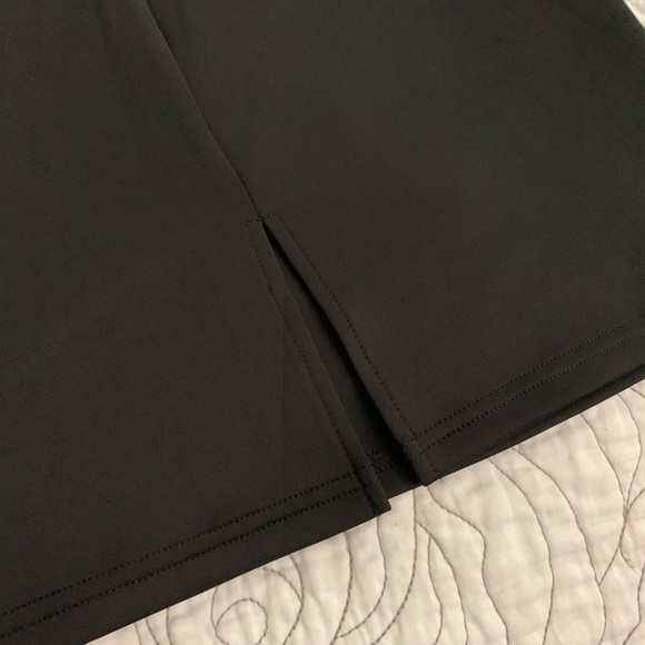 Suzy Shier two-toned dress - Picture 5 of 5